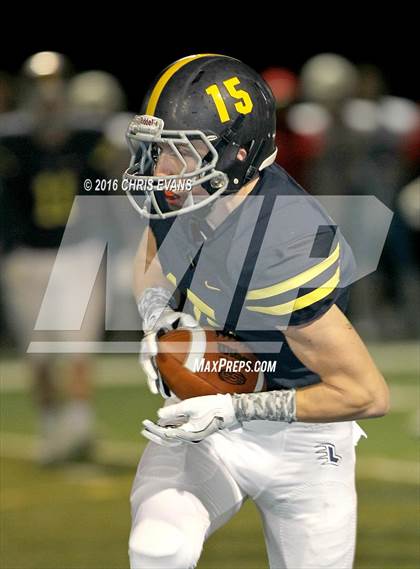 Thumbnail 3 in University School of Jackson @ Lausanne Collegiate (TSSAA Division 2 Class A Semifinal) photogallery.