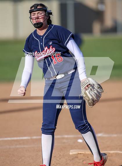 Thumbnail 3 in Sultana vs. Great Oak (Stu Penter Classic) photogallery.
