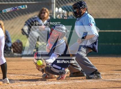 Thumbnail 1 in Sultana vs. Great Oak (Stu Penter Classic) photogallery.