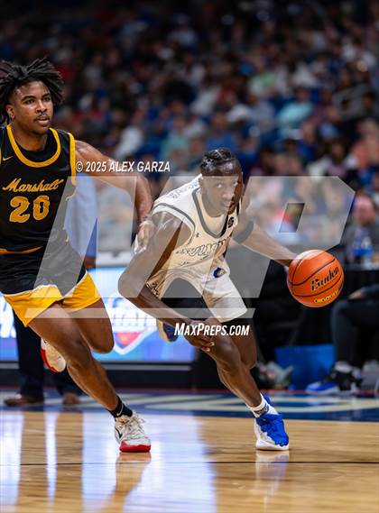 Thumbnail 2 in Fort Bend Marshall vs. Mansfield Summit (UIL 5A Basketball Division II Final) photogallery.