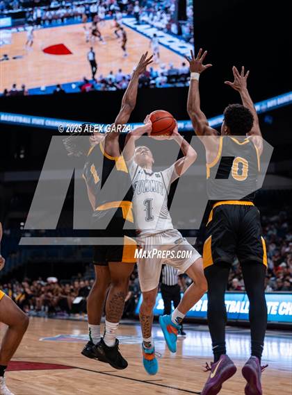 Thumbnail 1 in Fort Bend Marshall vs. Mansfield Summit (UIL 5A Basketball Division II Final) photogallery.