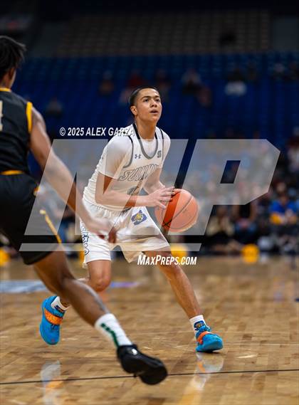 Thumbnail 3 in Fort Bend Marshall vs. Mansfield Summit (UIL 5A Basketball Division II Final) photogallery.