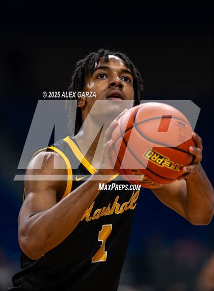 Thumbnail 1 in Fort Bend Marshall vs. Mansfield Summit (UIL 5A Basketball Division II Final) photogallery.