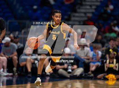Thumbnail 3 in Fort Bend Marshall vs. Mansfield Summit (UIL 5A Basketball Division II Final) photogallery.