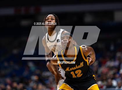 Thumbnail 2 in Fort Bend Marshall vs. Mansfield Summit (UIL 5A Basketball Division II Final) photogallery.