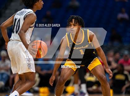 Thumbnail 2 in Fort Bend Marshall vs. Mansfield Summit (UIL 5A Basketball Division II Final) photogallery.