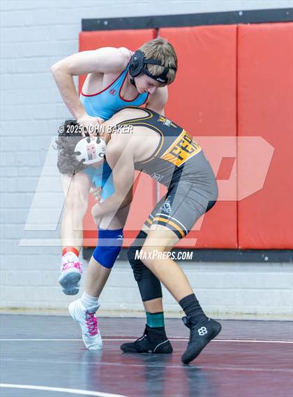 Thumbnail 2 in Lovelock Mustangs Tournament (132lbs) photogallery.