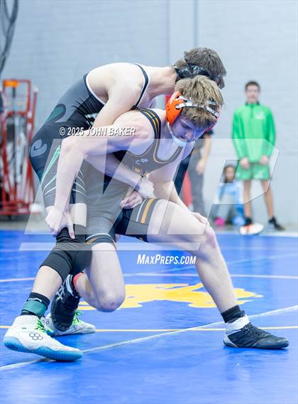 Thumbnail 2 in Lovelock Mustangs Tournament (132lbs) photogallery.