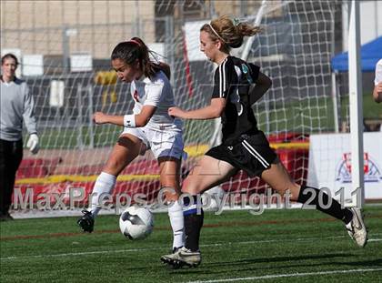 Thumbnail 1 in Canyon Springs vs. Oaks Christian (CIF SS D4 Final) photogallery.