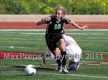 Thumbnail 3 in Canyon Springs vs. Oaks Christian (CIF SS D4 Final) photogallery.