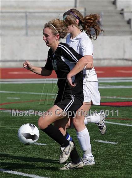 Thumbnail 1 in Canyon Springs vs. Oaks Christian (CIF SS D4 Final) photogallery.