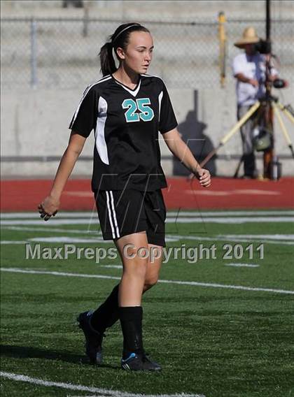 Thumbnail 3 in Canyon Springs vs. Oaks Christian (CIF SS D4 Final) photogallery.