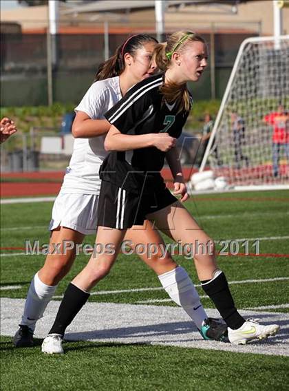Thumbnail 1 in Canyon Springs vs. Oaks Christian (CIF SS D4 Final) photogallery.