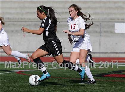 Thumbnail 2 in Canyon Springs vs. Oaks Christian (CIF SS D4 Final) photogallery.