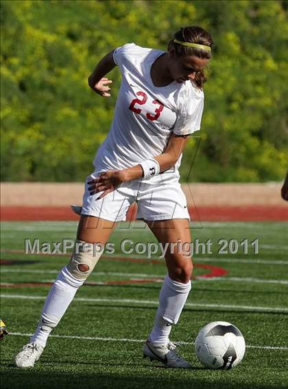 Thumbnail 1 in Canyon Springs vs. Oaks Christian (CIF SS D4 Final) photogallery.