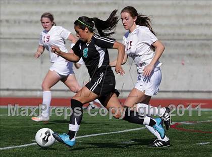 Thumbnail 3 in Canyon Springs vs. Oaks Christian (CIF SS D4 Final) photogallery.