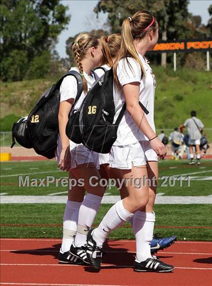 Thumbnail 2 in Canyon Springs vs. Oaks Christian (CIF SS D4 Final) photogallery.