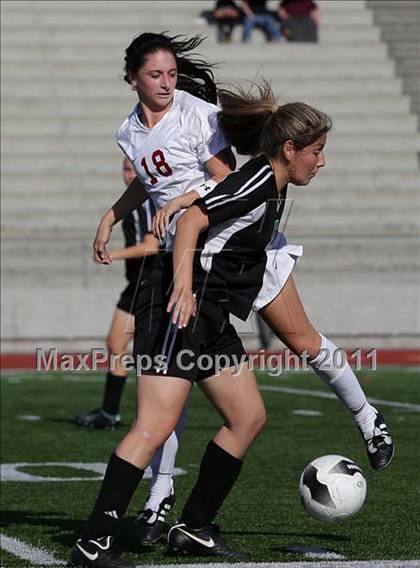Thumbnail 2 in Canyon Springs vs. Oaks Christian (CIF SS D4 Final) photogallery.