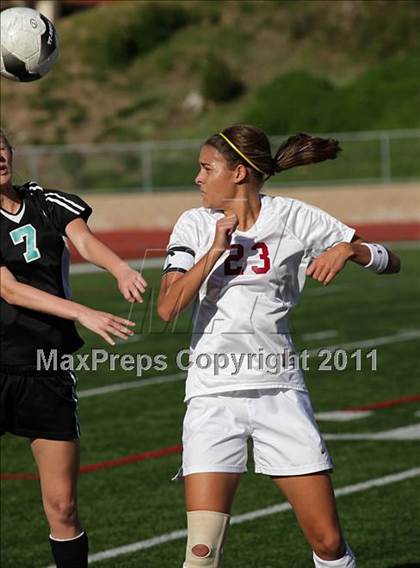 Thumbnail 1 in Canyon Springs vs. Oaks Christian (CIF SS D4 Final) photogallery.