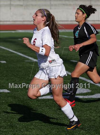 Thumbnail 2 in Canyon Springs vs. Oaks Christian (CIF SS D4 Final) photogallery.