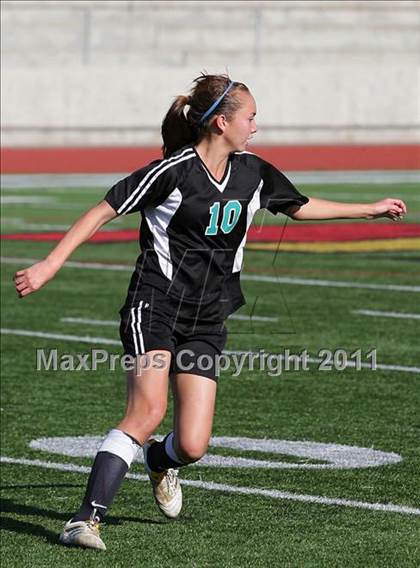 Thumbnail 2 in Canyon Springs vs. Oaks Christian (CIF SS D4 Final) photogallery.