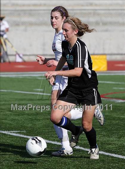 Thumbnail 2 in Canyon Springs vs. Oaks Christian (CIF SS D4 Final) photogallery.