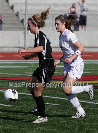 Thumbnail 3 in Canyon Springs vs. Oaks Christian (CIF SS D4 Final) photogallery.