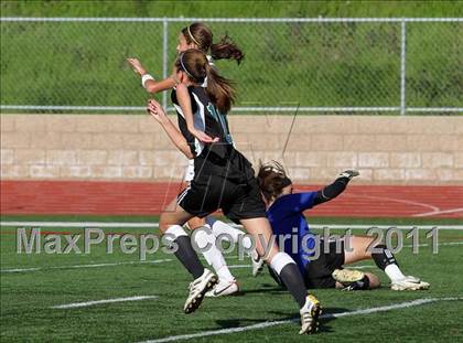 Thumbnail 1 in Canyon Springs vs. Oaks Christian (CIF SS D4 Final) photogallery.