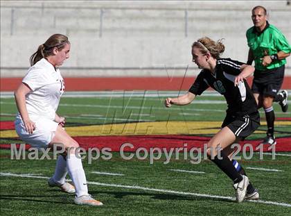 Thumbnail 2 in Canyon Springs vs. Oaks Christian (CIF SS D4 Final) photogallery.