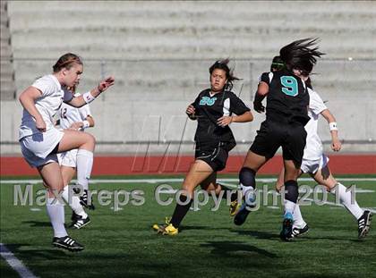 Thumbnail 2 in Canyon Springs vs. Oaks Christian (CIF SS D4 Final) photogallery.