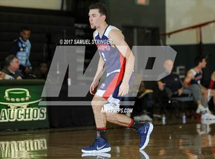 Thumbnail 2 in Campolindo vs. Deer Valley (Gaucho Holiday Classic) photogallery.