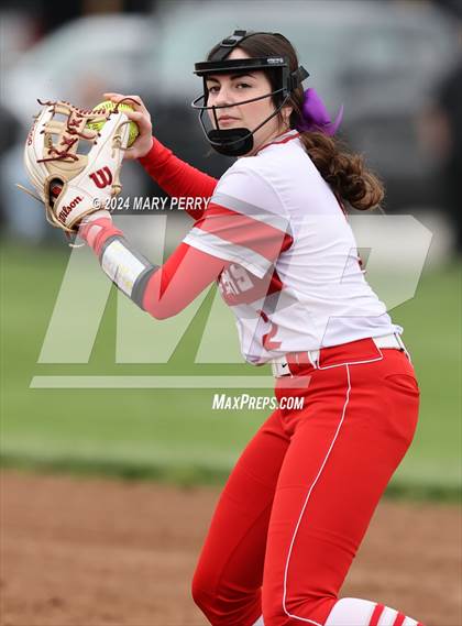 Thumbnail 1 in Neshannock @ Shenango photogallery.