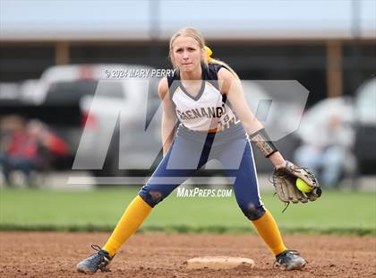 Thumbnail 2 in Neshannock @ Shenango photogallery.