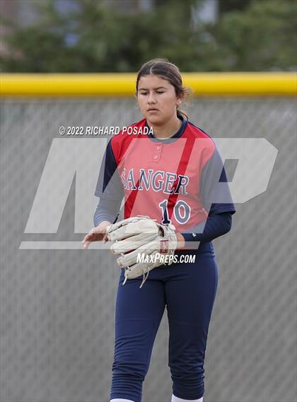 Thumbnail 3 in Sanger vs Central  photogallery.