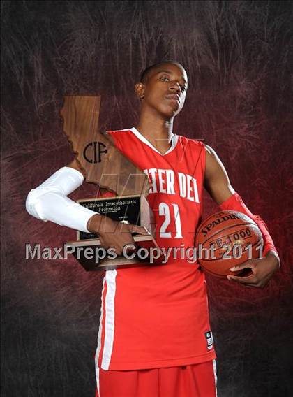 Thumbnail 1 in Mater Dei (CIF State D1 Award Photos) photogallery.