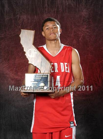 Thumbnail 1 in Mater Dei (CIF State D1 Award Photos) photogallery.