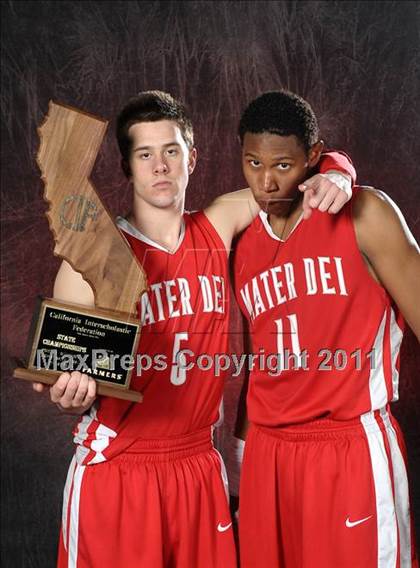 Thumbnail 1 in Mater Dei (CIF State D1 Award Photos) photogallery.
