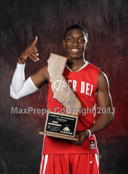 Thumbnail 2 in Mater Dei (CIF State D1 Award Photos) photogallery.