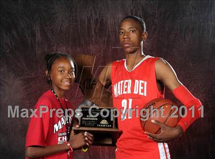 Thumbnail 3 in Mater Dei (CIF State D1 Award Photos) photogallery.