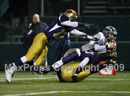 Thumbnail 1 in Sweet Home vs. Whitesboro (NYSPHSAA Class A Semifinal) photogallery.