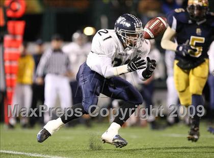 Thumbnail 2 in Sweet Home vs. Whitesboro (NYSPHSAA Class A Semifinal) photogallery.