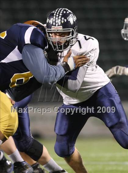 Thumbnail 1 in Sweet Home vs. Whitesboro (NYSPHSAA Class A Semifinal) photogallery.