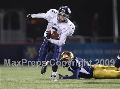 Thumbnail 2 in Sweet Home vs. Whitesboro (NYSPHSAA Class A Semifinal) photogallery.