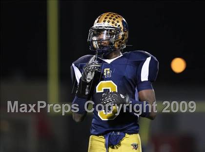 Thumbnail 3 in Sweet Home vs. Whitesboro (NYSPHSAA Class A Semifinal) photogallery.