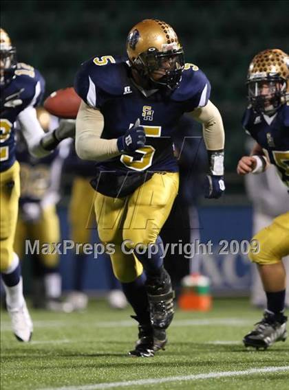 Thumbnail 1 in Sweet Home vs. Whitesboro (NYSPHSAA Class A Semifinal) photogallery.