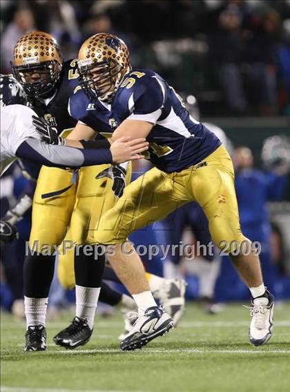 Thumbnail 1 in Sweet Home vs. Whitesboro (NYSPHSAA Class A Semifinal) photogallery.