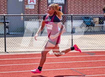 Thumbnail 1 in Lake Houston Conquerors Invitational (400M) photogallery.