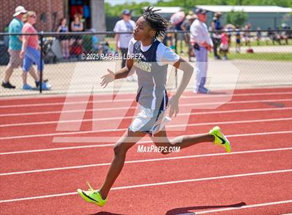 Thumbnail 3 in Lake Houston Conquerors Invitational (400M) photogallery.