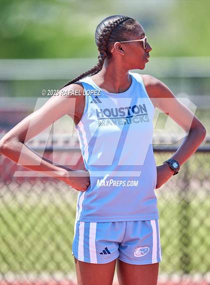 Thumbnail 3 in Lake Houston Conquerors Invitational (400M) photogallery.