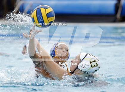 Thumbnail 1 in Newark Memorial vs. Granada photogallery.